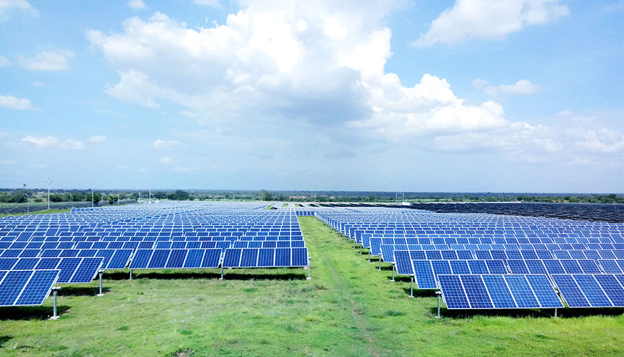 太阳能板寿命能有多久？行业真实数据曝光