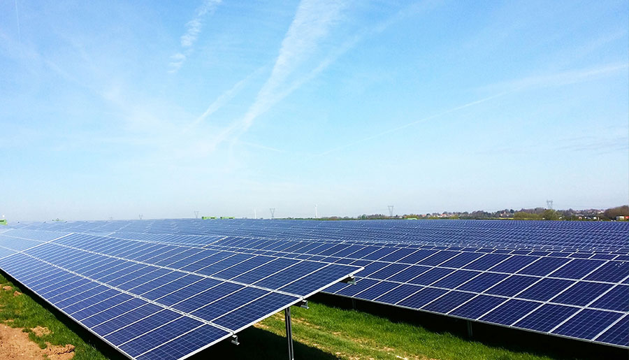 光伏组件价格持续走低，2026是否是安装好时机？