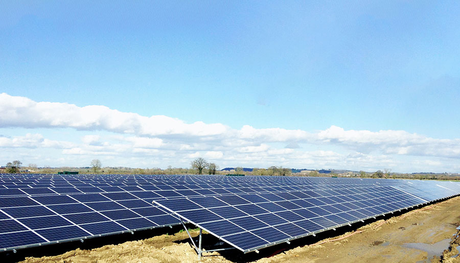 家用太阳能板怎么选？影响发电量的核心因素解析